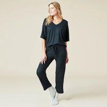  Dream Black Relaxed V-neck Capri Lounge Set