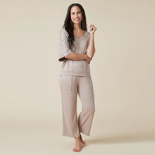  Dream Coco Relaxed V-neck Capri Lounge Set