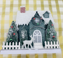  Snowy Paper Glitter House